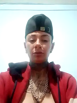 Snapshot of real_fenix chatting on January 21, 2025, 4:32 am real fenix online show from January 21, 2025, 4:32 am