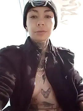 Snapshot of real_fenix chatting on January 25, 2025, 12:59 am real fenix online show from January 25, 2025, 12:59 am