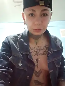 Snapshot of real_fenix chatting on March 9, 2025, 2:18 am real fenix online show from March 9, 2025, 2:18 am