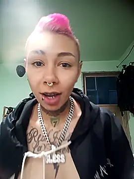 Snapshot of real_fenix chatting on September 8, 2025, 3:00 pm real fenix online show from September 8, 2025, 3:00 pm