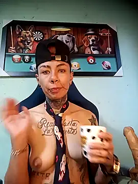 Snapshot of real_fenix chatting on September 30, 2025, 2:55 pm real fenix online show from September 30, 2025, 2:55 pm