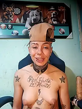 Snapshot of real_fenix chatting on October 18, 2025, 1:08 am real fenix online show from October 18, 2025, 1:08 am