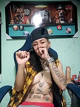 Snapshot of real_fenix chatting on October 31, 2025, 7:31 am real fenix online show from October 31, 2025, 7:31 am