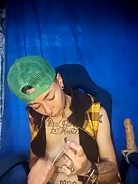 Snapshot of real_fenix chatting on November 24, 2025, 10:31 pm real fenix online show from November 24, 2025, 10:31 pm