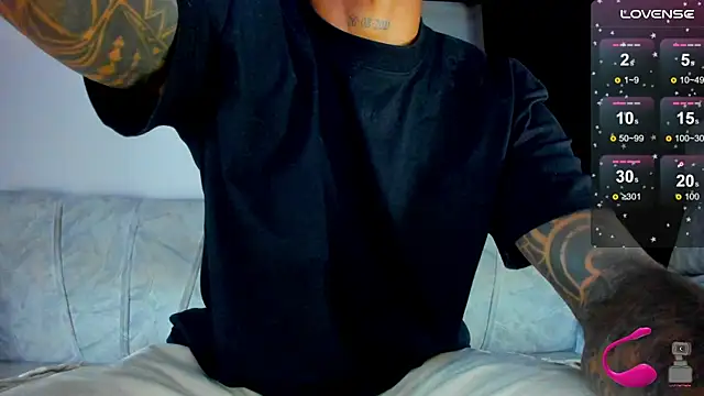 esteveen ortegas  online show from March 12, 2025, 7:46 am