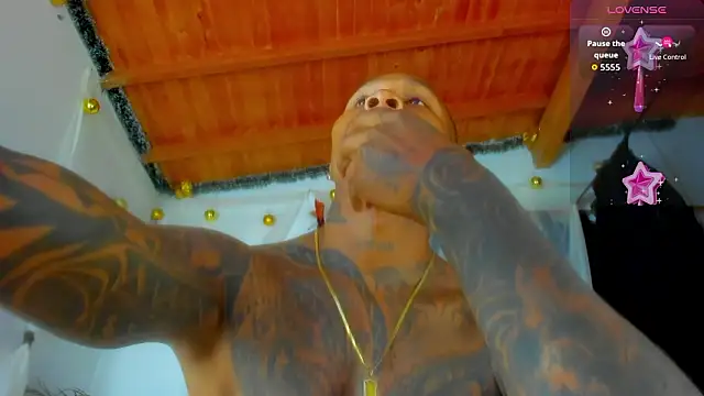 esteveen ortegas  online show from February 27, 2026, 9:53 am