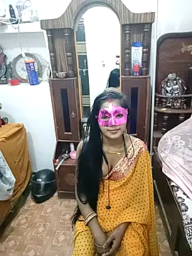 RADHA95 online show from March 19, 2025, 3:51 pm