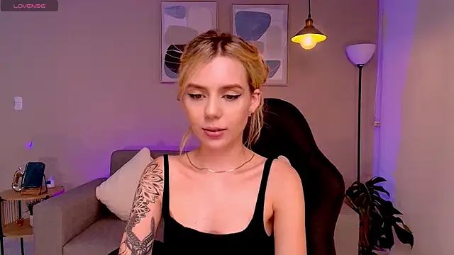 MirandaShaw online show from January 13, 2025, 11:49 pm