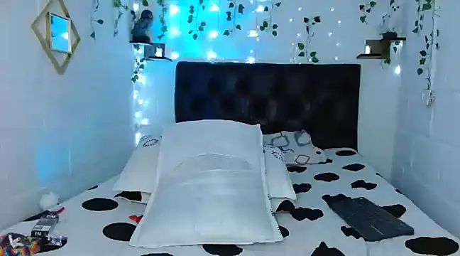 Channel brunnette online show from January 15, 2025, 5:29 am