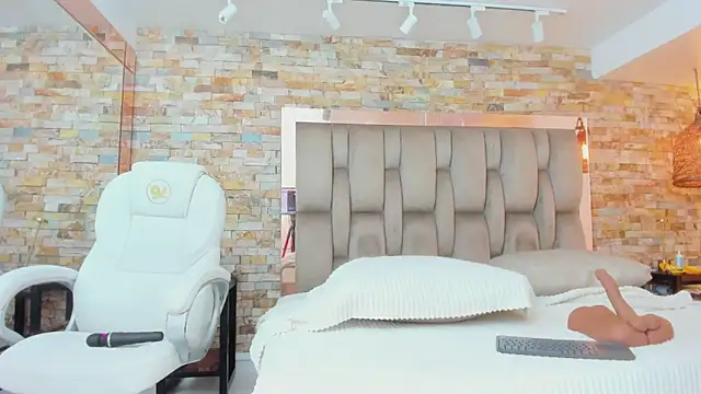 karla dunn online show from April 1, 2026, 9:01 pm