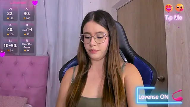 Snapshot of ParisShayk chatting on May 8, 2026, 5:51 pm ParisShayk online show from May 8, 2026, 5:51 pm