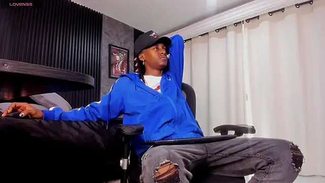 BRYXXXON1 online show from January 28, 2025, 2:31 pm