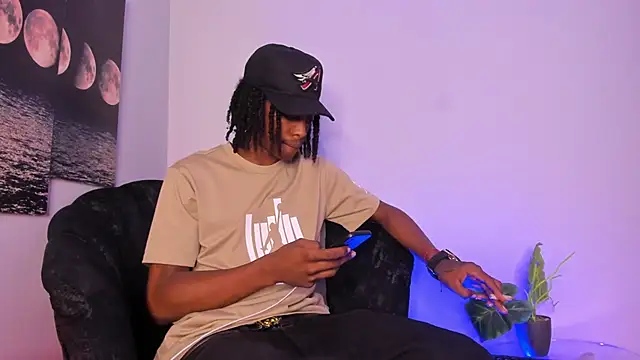 BRYXXXON1 online show from September 28, 2025, 4:56 pm