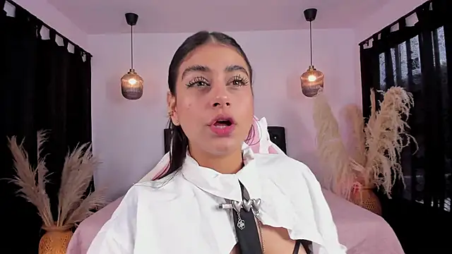 Snapshot of GabyRhodes chatting on March 8, 2025, 7:42 pm GabyRhodes online show from March 8, 2025, 7:42 pm