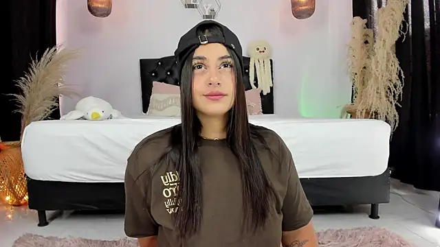 Snapshot of GabyRhodes chatting on September 17, 2025, 6:31 pm GabyRhodes online show from September 17, 2025, 6:31 pm