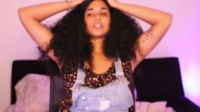 Mysensualbrunette1 online show from December 17, 2024, 4:12 am