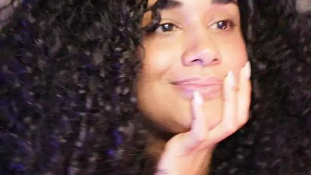 Mysensualbrunette1 online show from January 7, 2025, 7:10 am