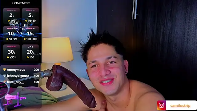 Snapshot of Issac_james_ chatting on July 22, 2026, 3:42 am Issac james online show from July 22, 2026, 3:42 am