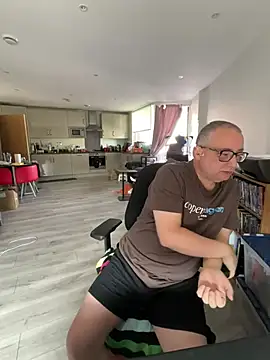 LondonTeffy online show from July 24, 2026, 10:24 am