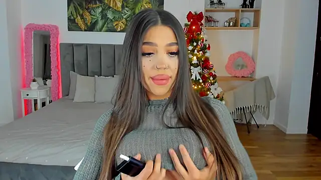 Snapshot of Fancy_Jenn chatting on December 13, 2024, 6:59 pm Fancy Jenn online show from December 13, 2024, 6:59 pm