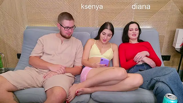 Ksenny online show from October 21, 2025, 11:33 am