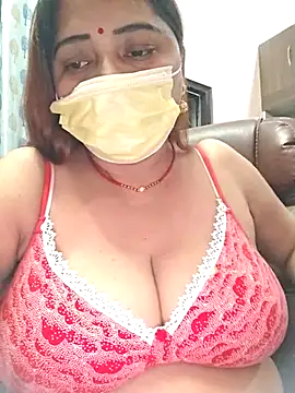 Dianaa9 online show from November 18, 2025, 5:06 pm