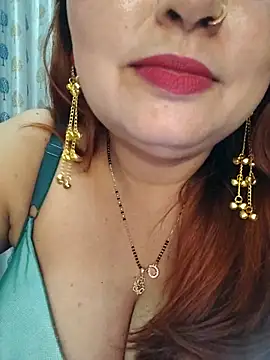 Snapshot of Dianaa9 chatting on April 29, 2026, 5:30 pm Dianaa9 online show from April 29, 2026, 5:30 pm