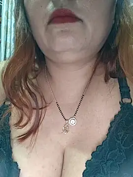 Snapshot of Dianaa9 chatting on May 9, 2026, 8:30 am Dianaa9 online show from May 9, 2026, 8:30 am