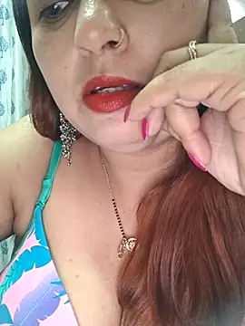 Snapshot of Dianaa9 chatting on May 13, 2026, 9:55 pm Dianaa9 online show from May 13, 2026, 9:55 pm