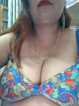 Snapshot of Dianaa9 chatting on June 11, 2026, 5:11 pm Dianaa9 online show from June 11, 2026, 5:11 pm