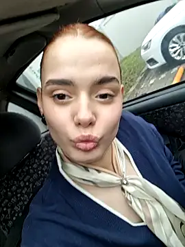 Snapshot of SophieCharm chatting on December 26, 2024, 10:48 am SophieCharm online show from December 26, 2024, 10:48 am