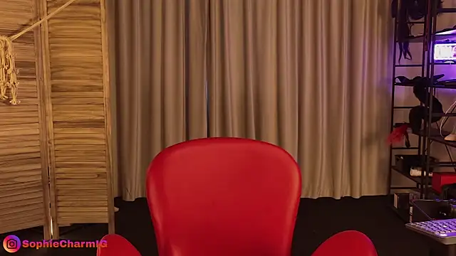 Snapshot of SophieCharm chatting on September 12, 2025, 4:34 am SophieCharm online show from September 12, 2025, 4:34 am