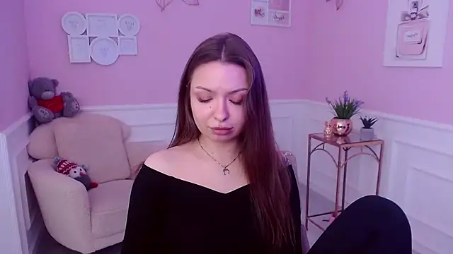 LucySkilar online show from January 27, 2025, 7:35 am