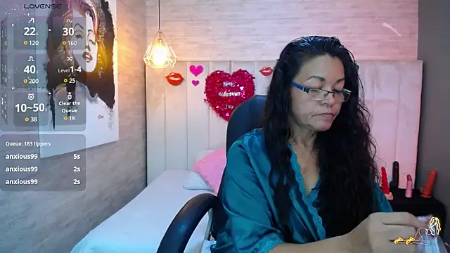 Snapshot of MaturePure chatting on February 9, 2025, 3:32 am MaturePure online show from February 9, 2025, 3:32 am