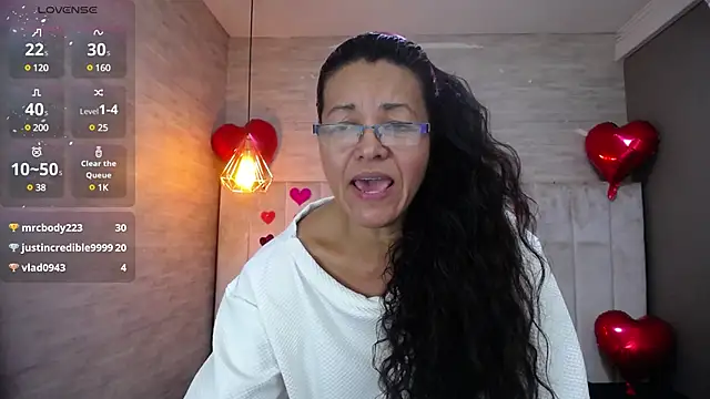 Snapshot of MaturePure chatting on February 25, 2025, 8:19 pm MaturePure online show from February 25, 2025, 8:19 pm