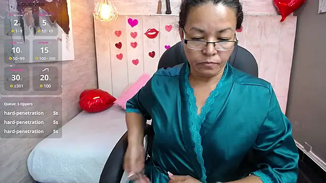 Snapshot of MaturePure chatting on March 3, 2025, 7:49 pm MaturePure online show from March 3, 2025, 7:49 pm