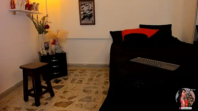 leslie k online show from March 6, 2025, 10:20 am