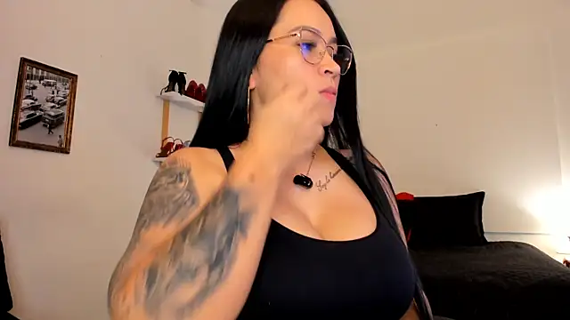 leslie k online show from March 8, 2025, 3:39 am