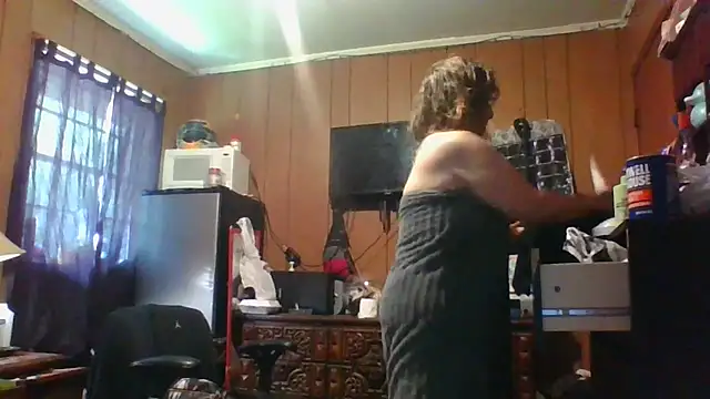 Snapshot of stormynight1 chatting on May 22, 2026, 6:35 pm stormynight1 online show from May 22, 2026, 6:35 pm