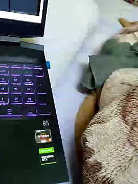 Brown Munda047 online show from December 4, 2024, 11:02 pm