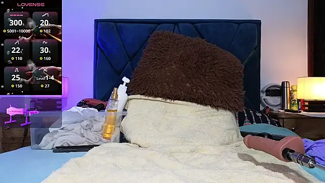 antonellagold43 online show from December 2, 2025, 6:19 am