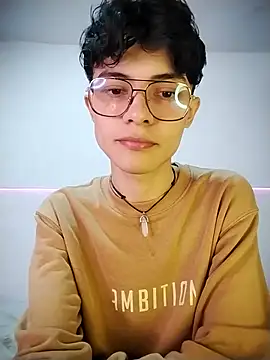 Snapshot of Dmitri_Aksnes chatting on November 21, 2025, 11:58 pm Dmitri Aksnes online show from November 21, 2025, 11:58 pm