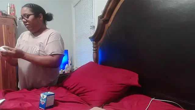 Snapshot of ebonyred chatting on January 31, 2026, 7:23 pm ebonyred online show from January 31, 2026, 7:23 pm