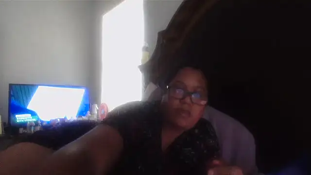 Snapshot of ebonyred chatting on July 18, 2026, 3:16 pm ebonyred online show from July 18, 2026, 3:16 pm