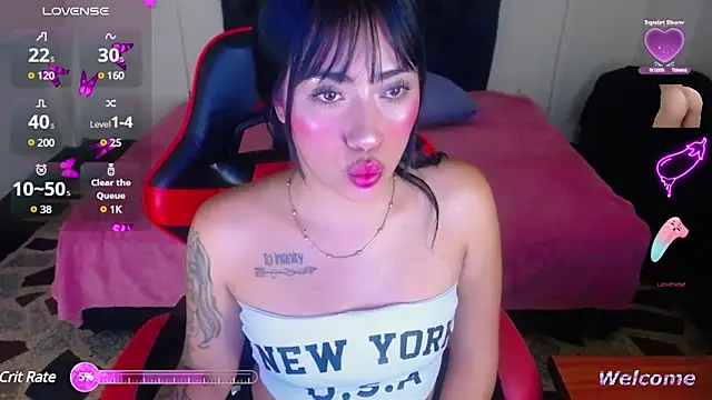 Snapshot of sylvana_19 chatting on January 13, 2025, 9:42 pm sylvana 19 online show from January 13, 2025, 9:42 pm