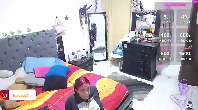 Snapshot of Pocahontaslovex chatting on December 18, 2024, 1:26 am Pocahontaslovex online show from December 18, 2024, 1:26 am