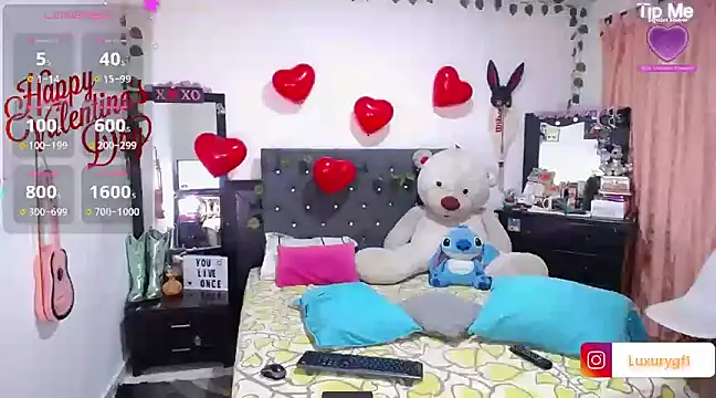 Snapshot of Pocahontaslovex chatting on February 14, 2025, 3:15 pm Pocahontaslovex online show from February 14, 2025, 3:15 pm