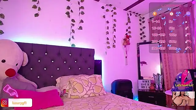 Snapshot of Pocahontaslovex chatting on October 21, 2025, 12:50 pm Pocahontaslovex online show from October 21, 2025, 12:50 pm