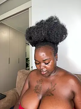 Honeycoco0211 online show from March 27, 2026, 8:09 am