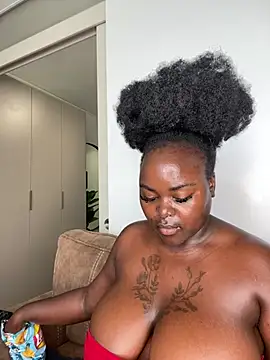 Honeycoco0211 online show from March 27, 2026, 8:26 am